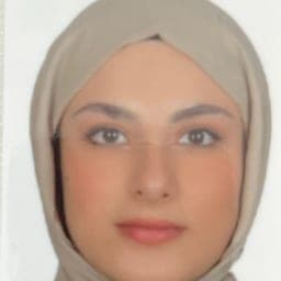 Ecenur Uzun — Fen Bilgisi öğretmeni